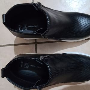 Time & True ankle boots